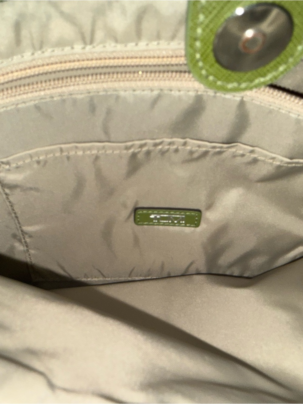 Tumi Green Tote with Tortoiseshell Tag, lots of pockets and laptop holder - Picture 7 of 13